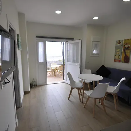 Apartamento Con Terraza Frente Al Mar * El Puerto de Santa Maria