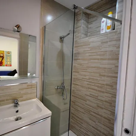 Apartamento Con Terraza Frente Al Mar